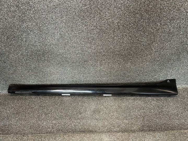 Left Sill Trim BMW G20 G21 M-Package 8069381