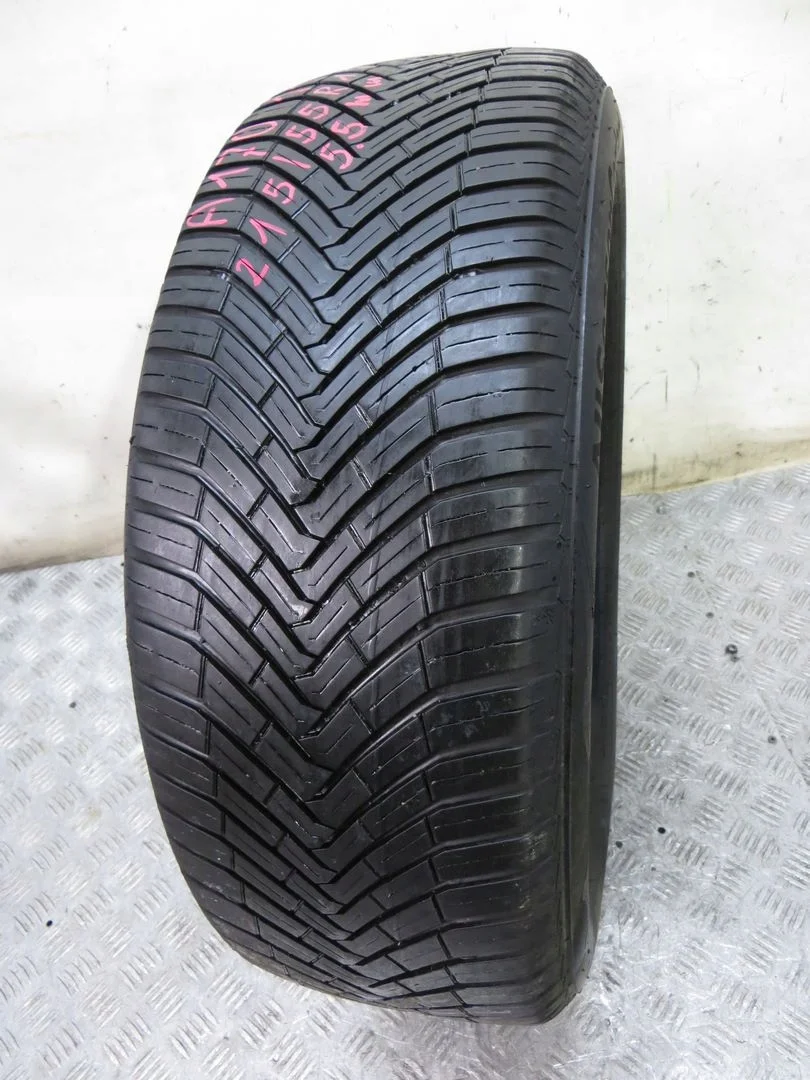 Neumático Continental AllSeasonContact 215/55R17 98V