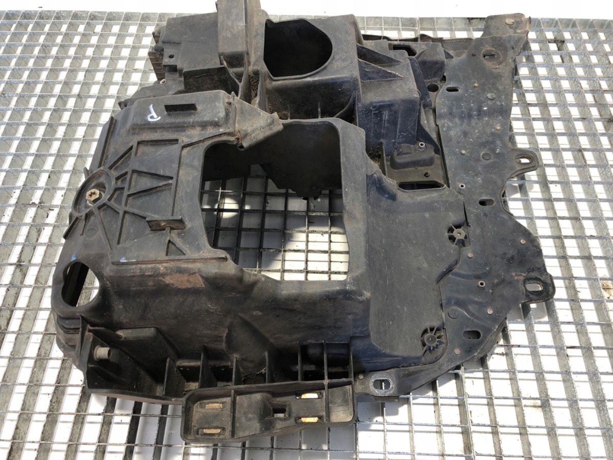 Reflektorhalter rechts MAN TGX I image 6