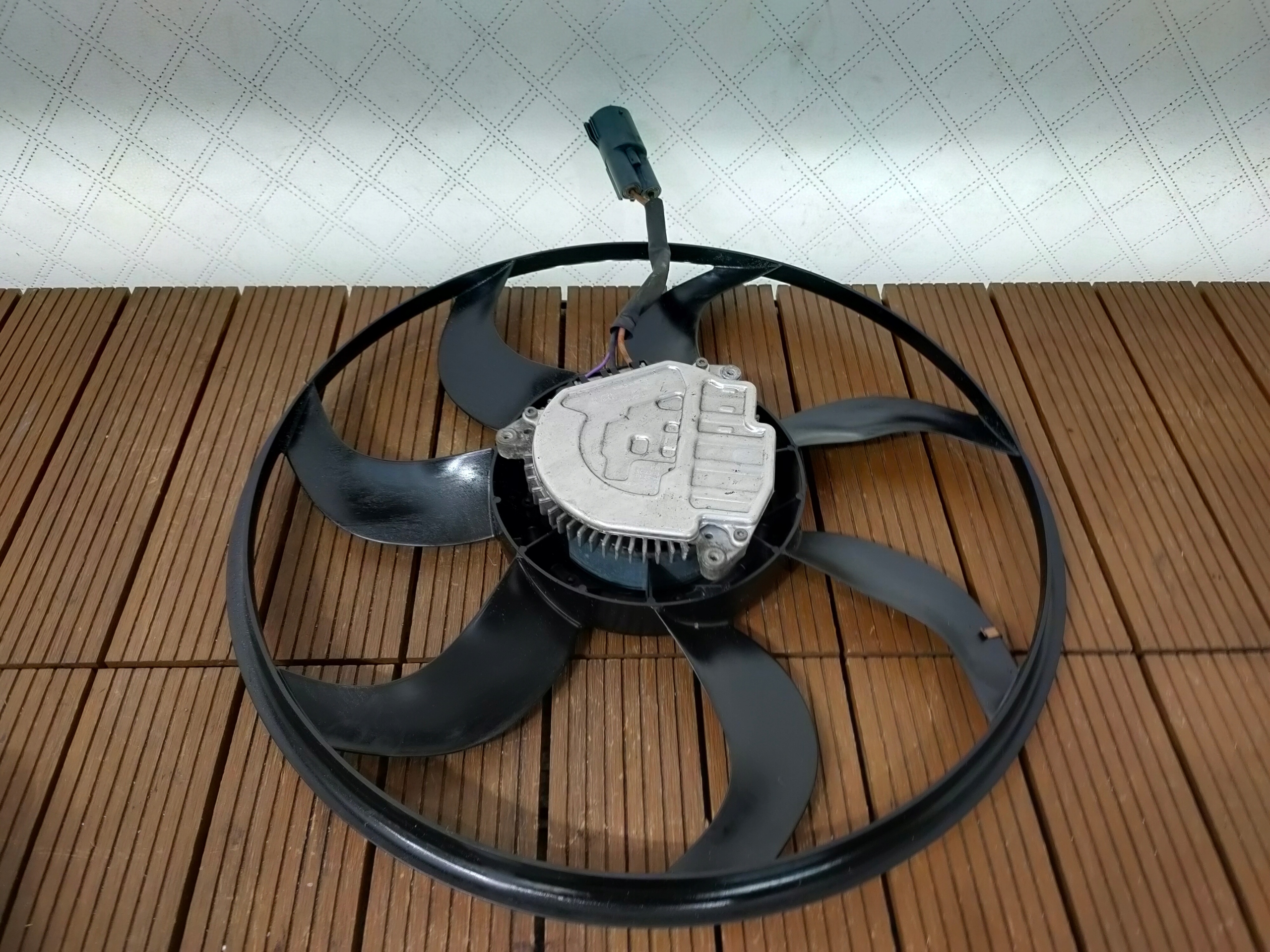 OPEL ASTRA K V 15-21 1.4T VENTOLA RADIATORE 3137234066 3-PIN OE