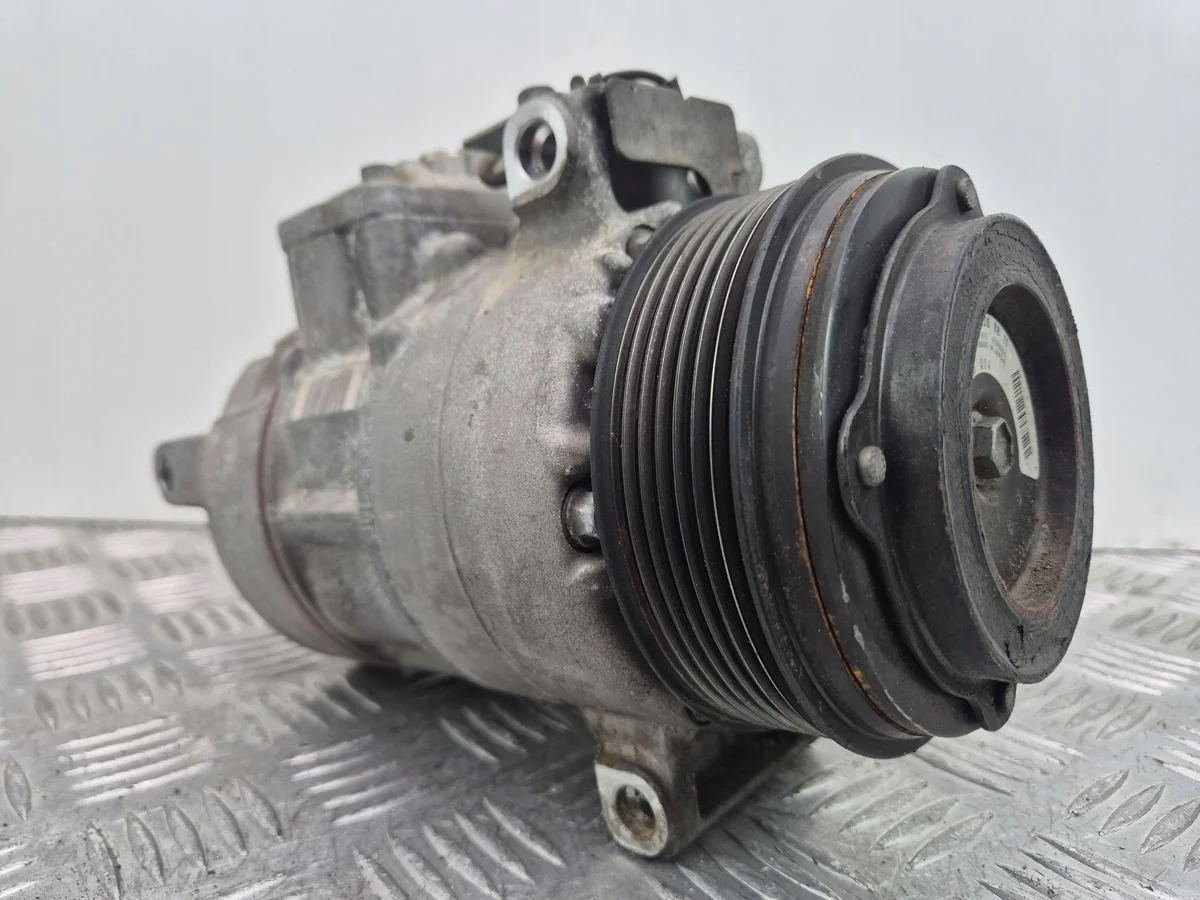 Ilmastoinnin kompressori Mercedes-Benz A0032308811 image 4