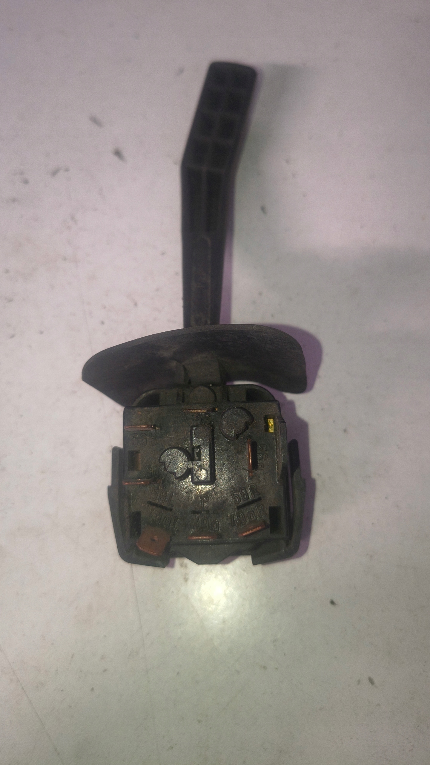 Commutateur clignotants Opel Kadett 90069121 image 4