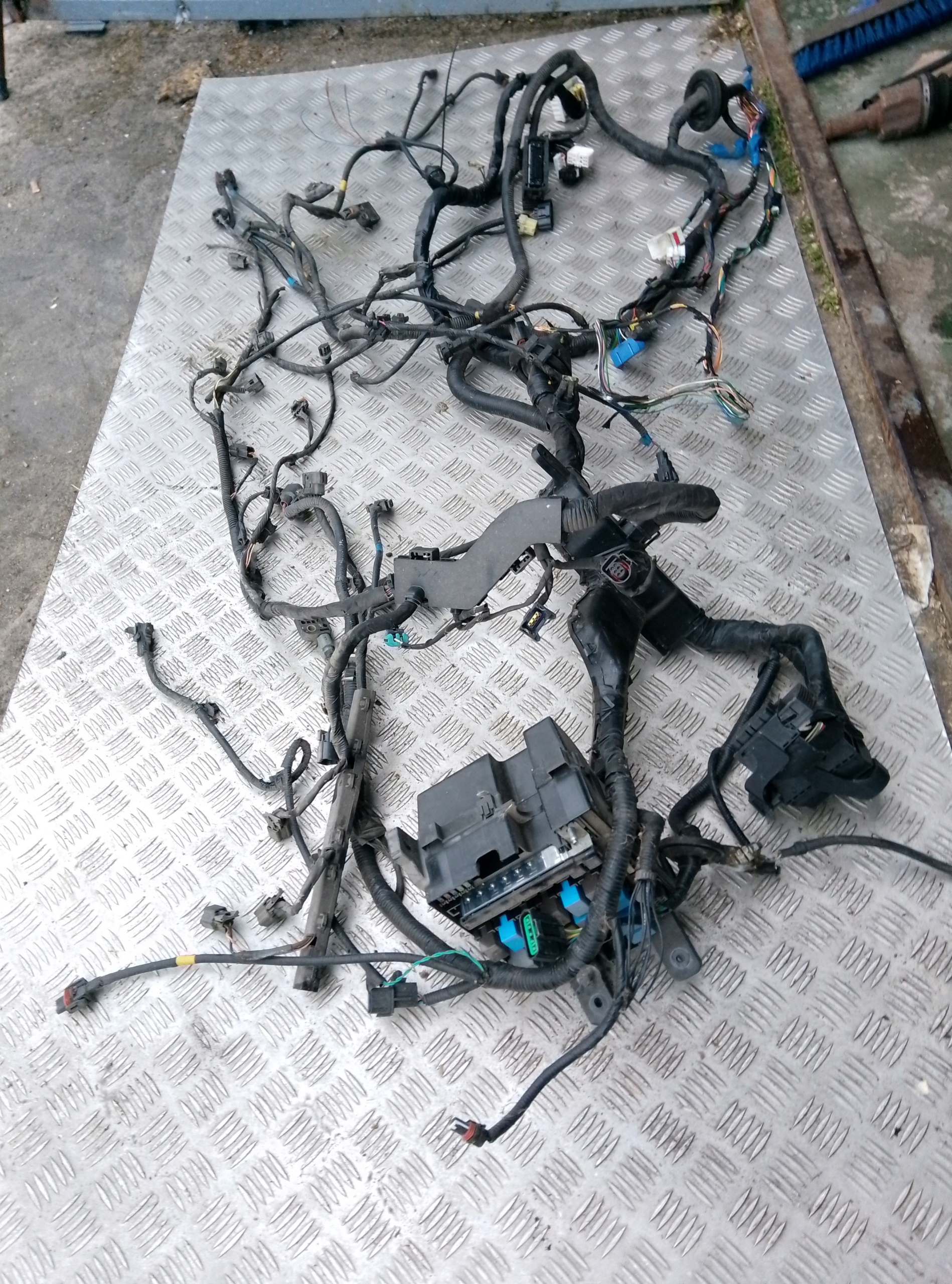 Faisceau moteur KIA Sportage 3 2.0 G4KD image 2