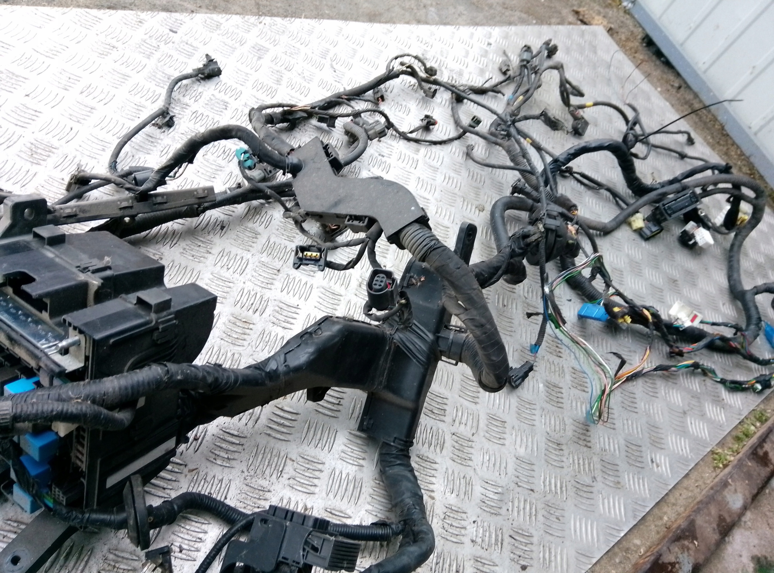 Faisceau moteur KIA Sportage 3 2.0 G4KD image 3
