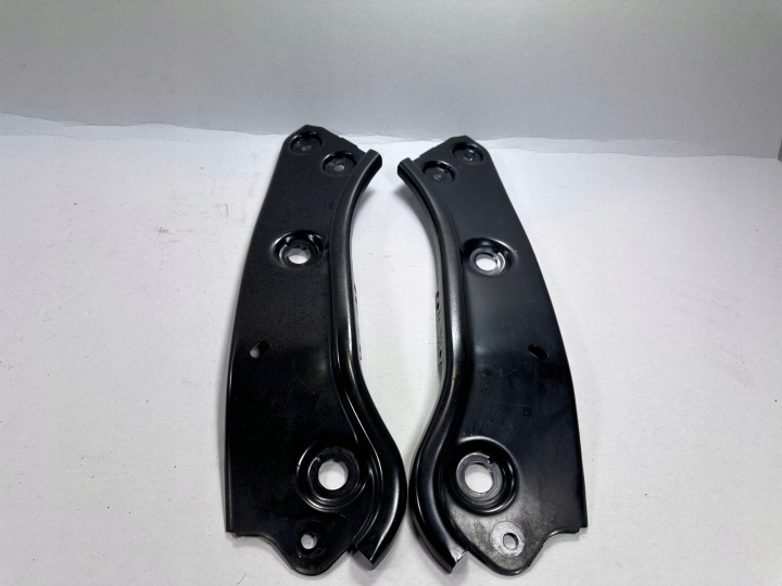 CADDY 2K5 PUSKAN SUOJUS LAMPUN ETUOSA SARJA 1T0805931A 1T0805932A