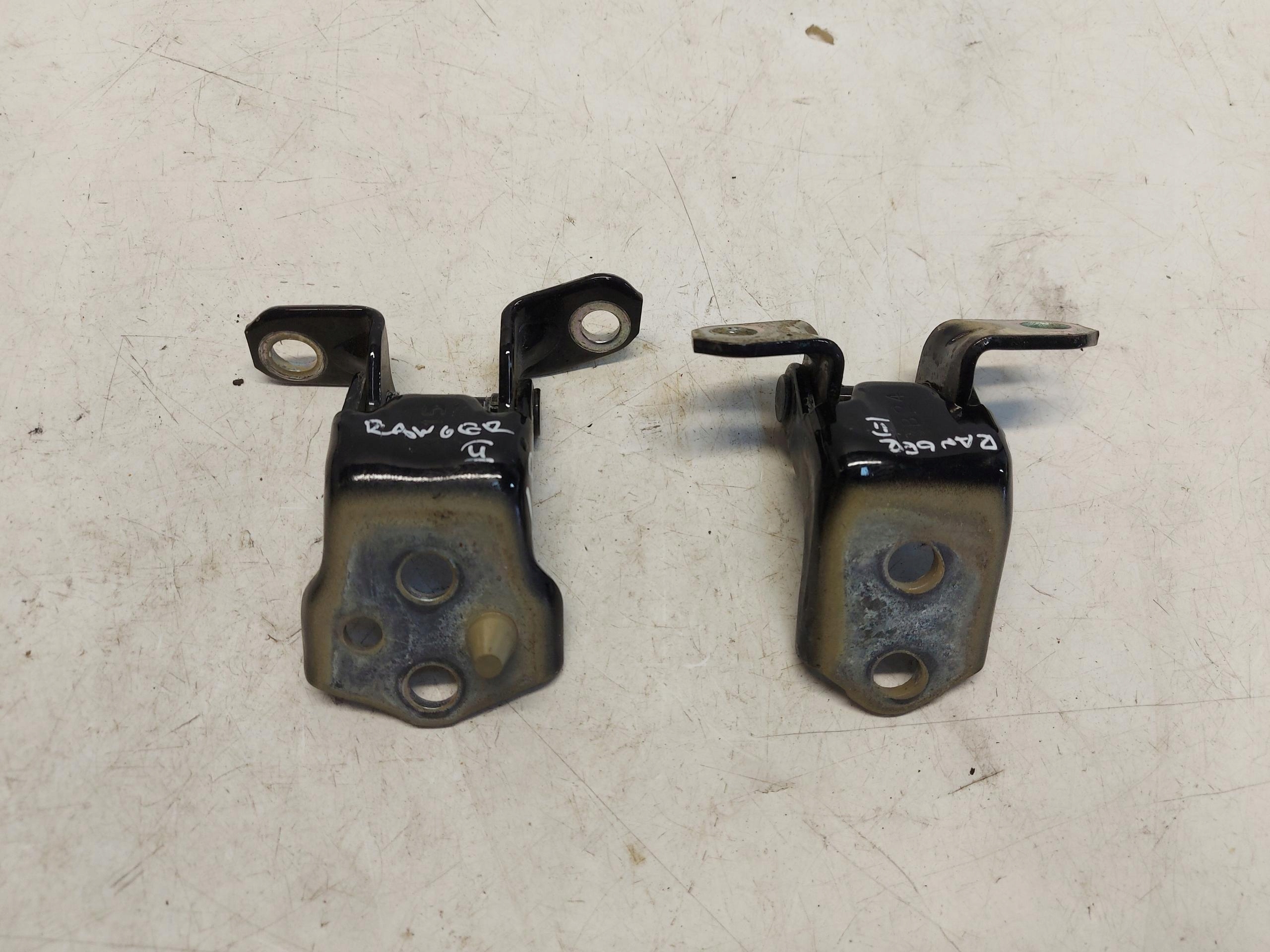 Ford Ranger VI 2024 Türscharnier links vorne oben/unten OEM image 2
