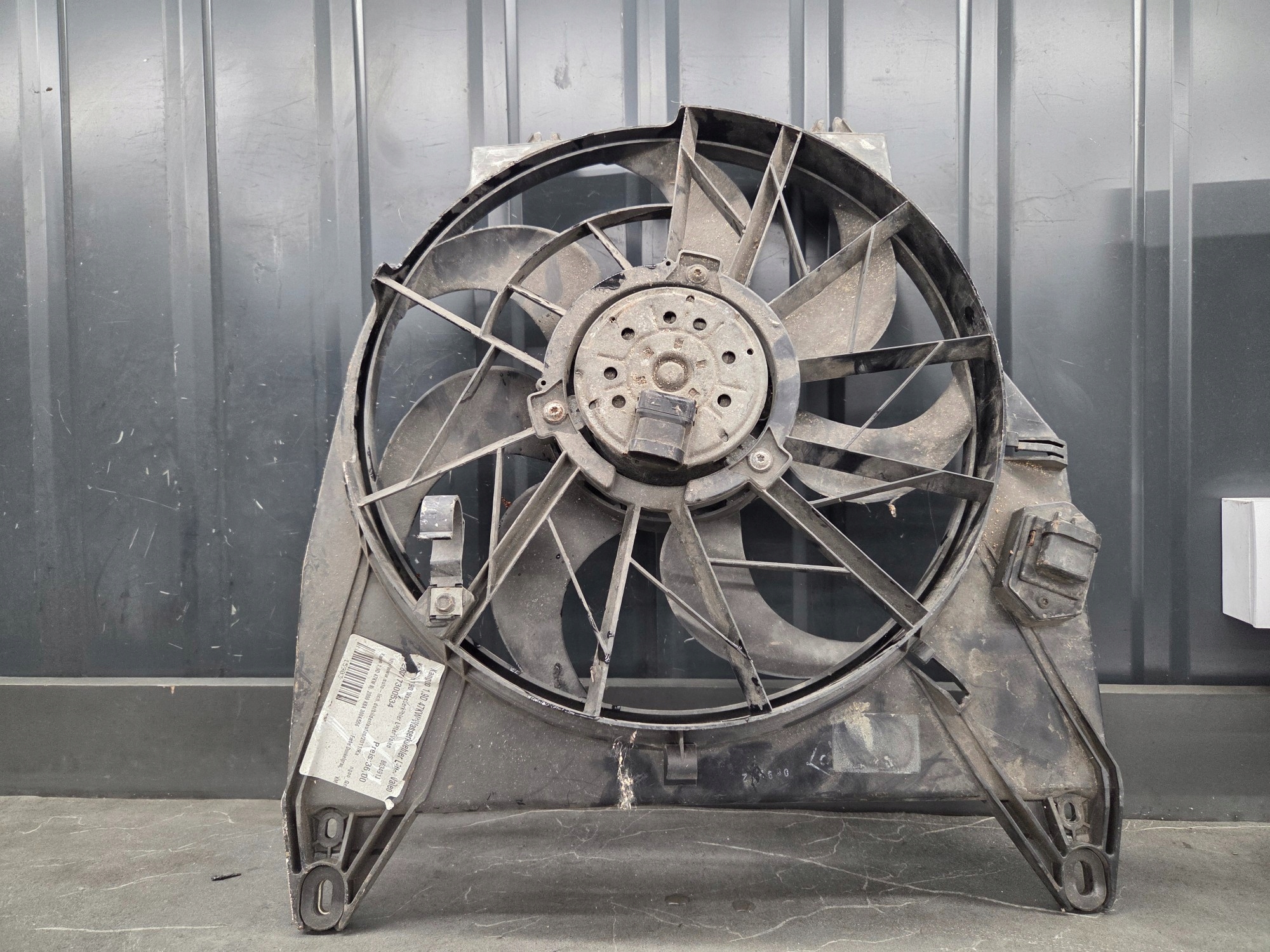 Ventilator radiateur Renault Kangoo I 97 Bosch 3135103385 image 2