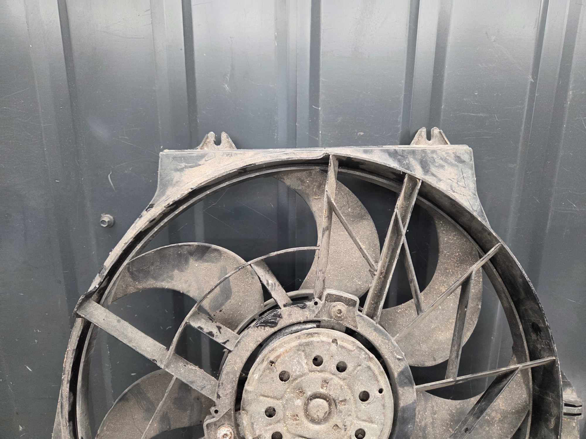Ventilateur de refroidissement Renault Kangoo I 97 Bosch