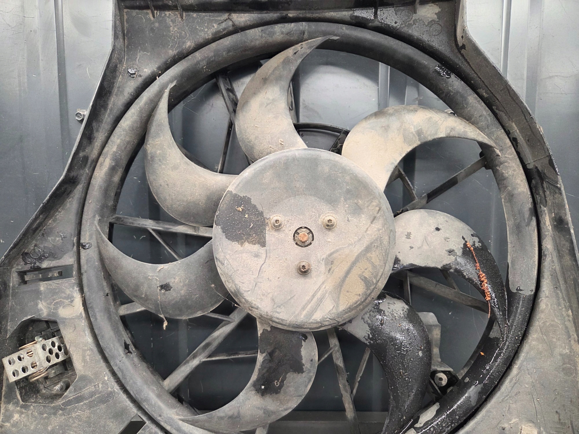 Ventilator radiateur Renault Kangoo I 97 Bosch 3135103385 image 10