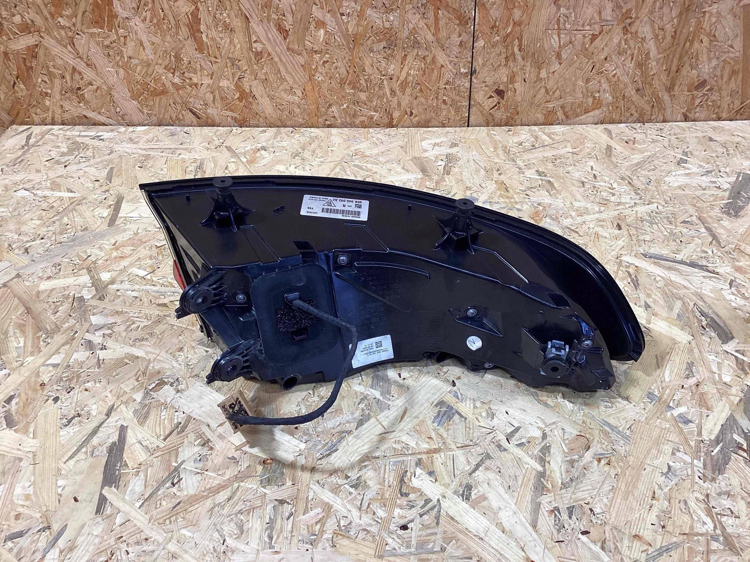 Porsche Macan Rear Backup Light 95B945092AE image 4
