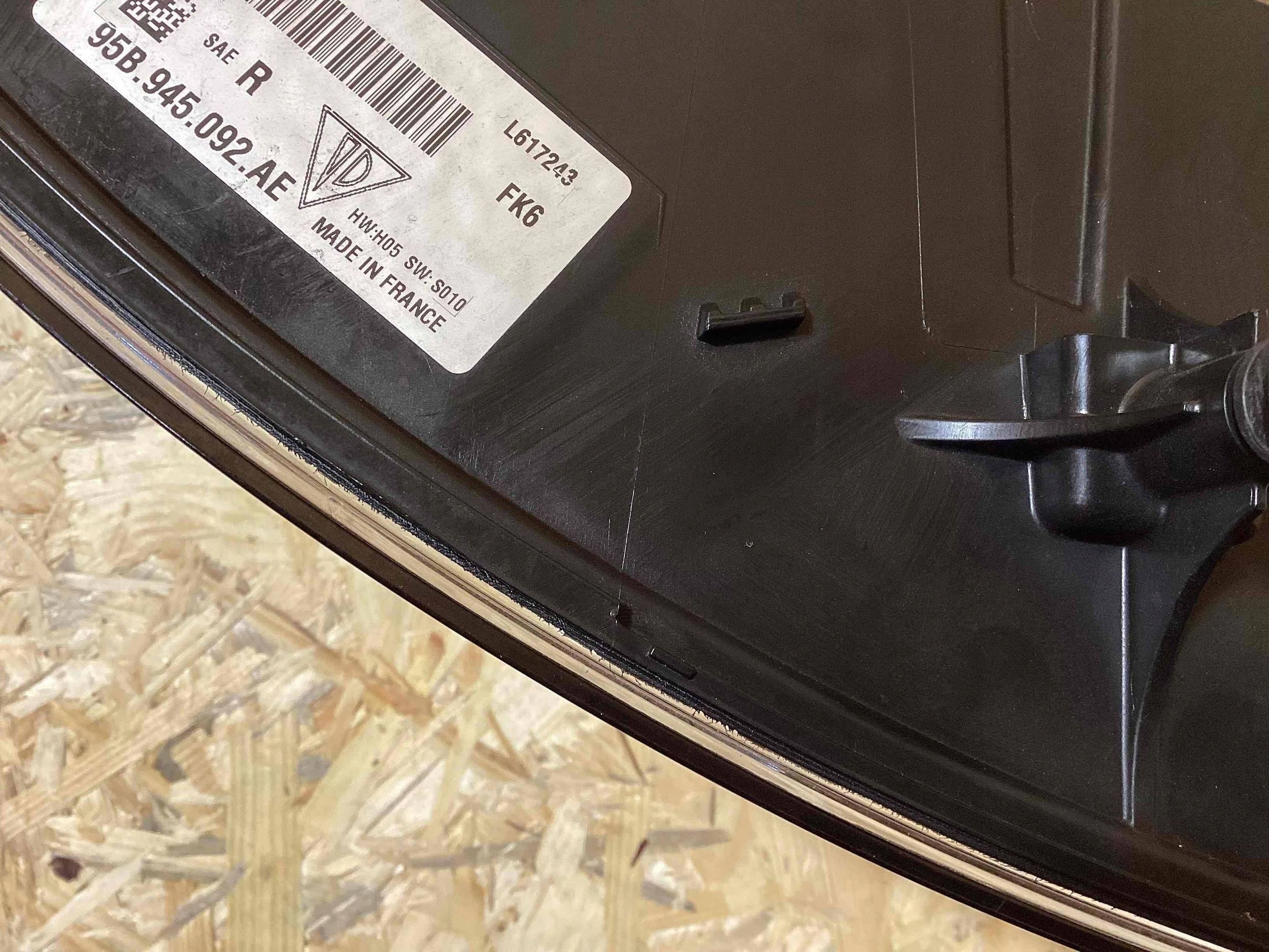 Porsche Macan Rear Backup Light 95B945092AE image 8