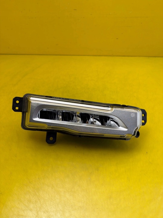 Halogeni Oikea Etu BMW X5 G05 X6 G06 X7 G07 Led 18-23 7406366