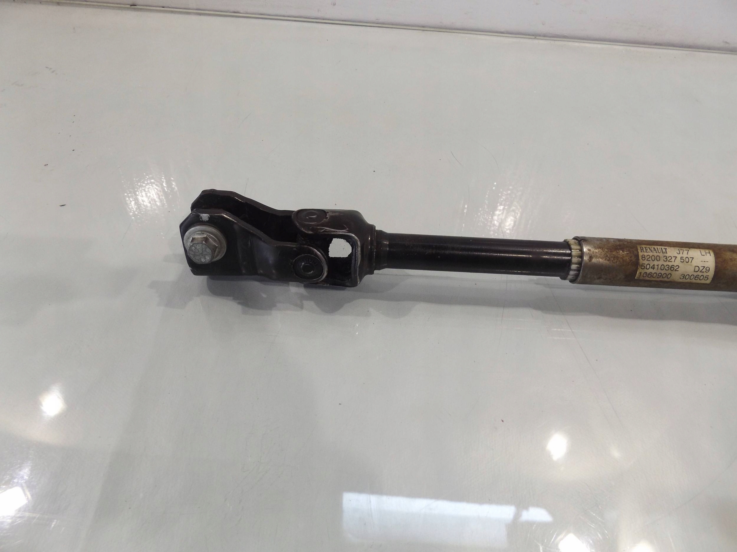 Used Steering Column Cross Joint 8200327507 Renault OE