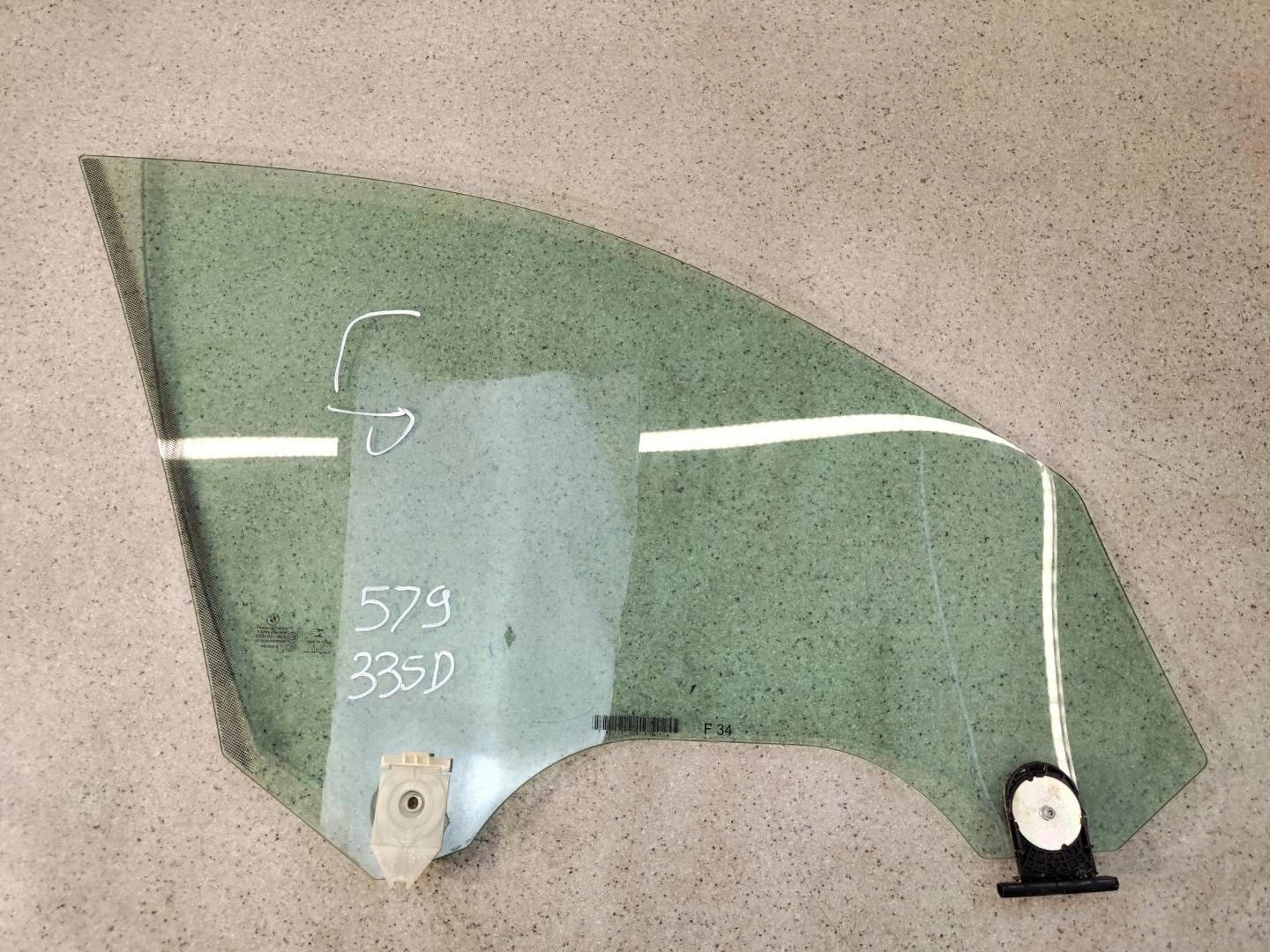 Vidro Porta Esquerda Dianteira BMW 3 GT F34 2015 OEM AOP46683
