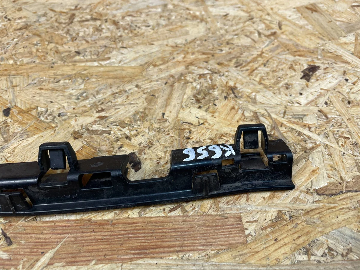 BMW 7 F01 F02 Schwellerhalterung vorne links image 6