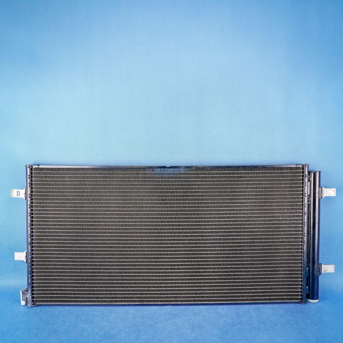 Condenseur clim Audi A4 A5 Q5 8T0260401F image 5