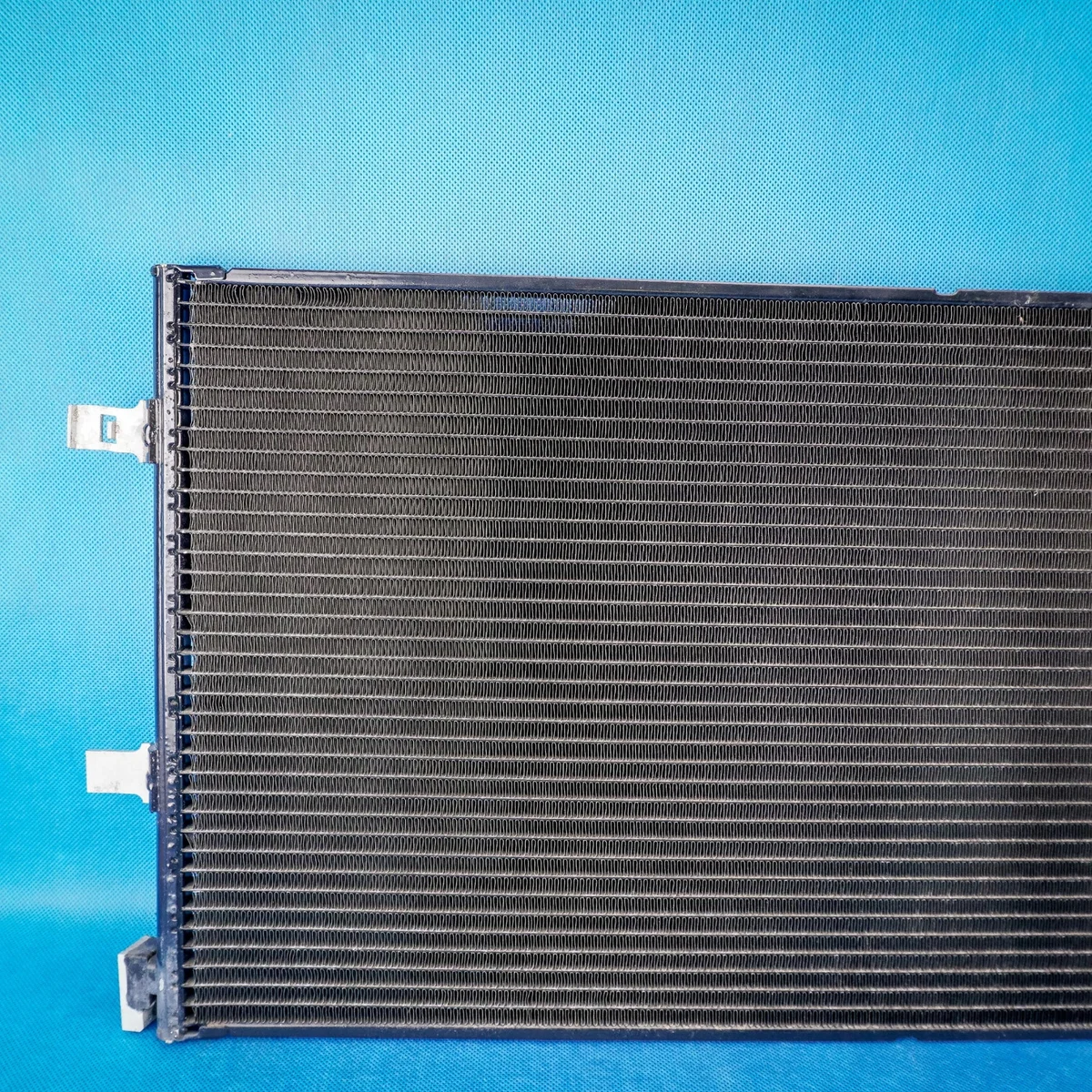 Condenseur clim Audi A4 A5 Q5 8T0260401F image 7