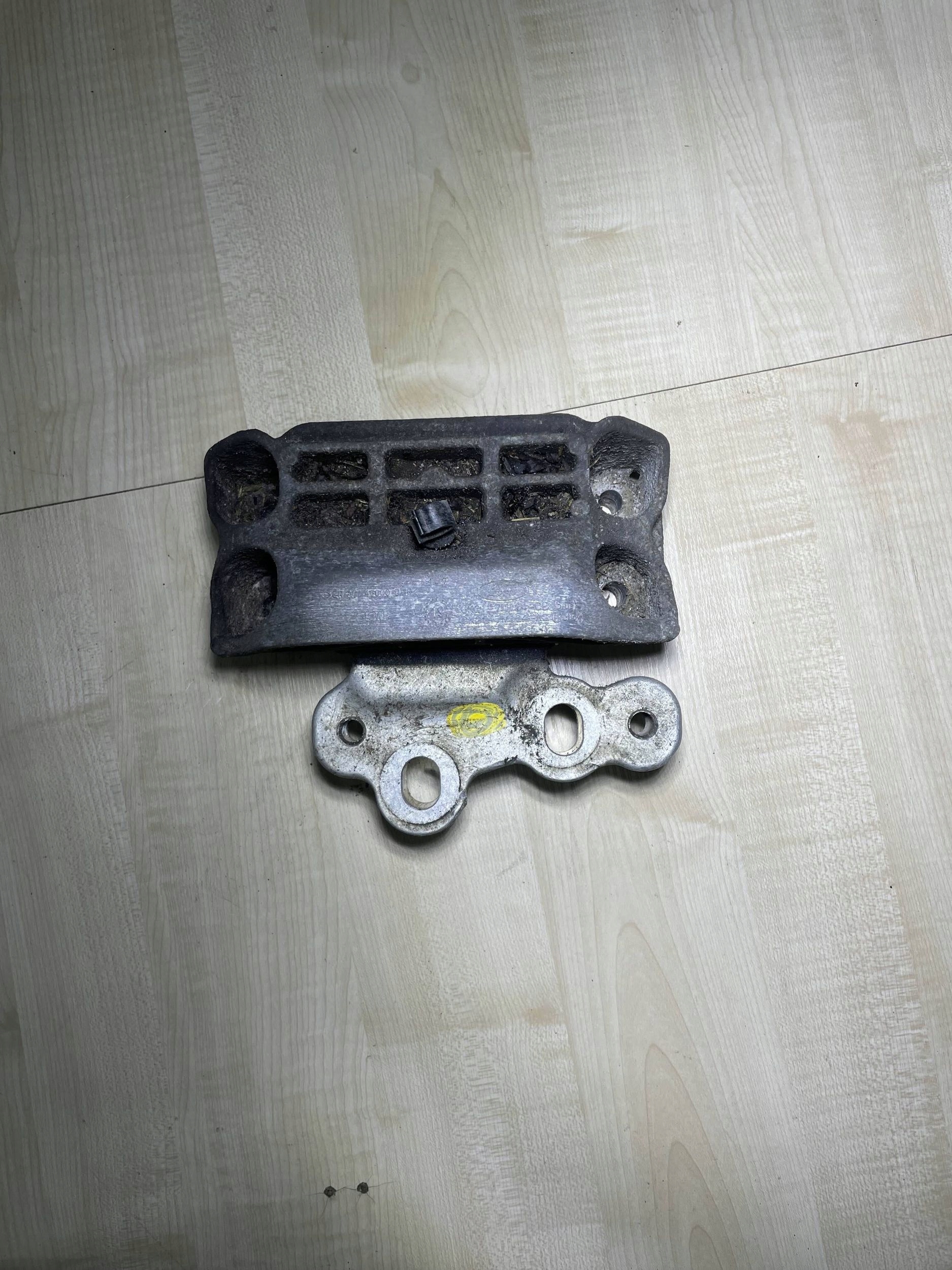 Support moteur Ford Transit Custom GK217M124AC image 2