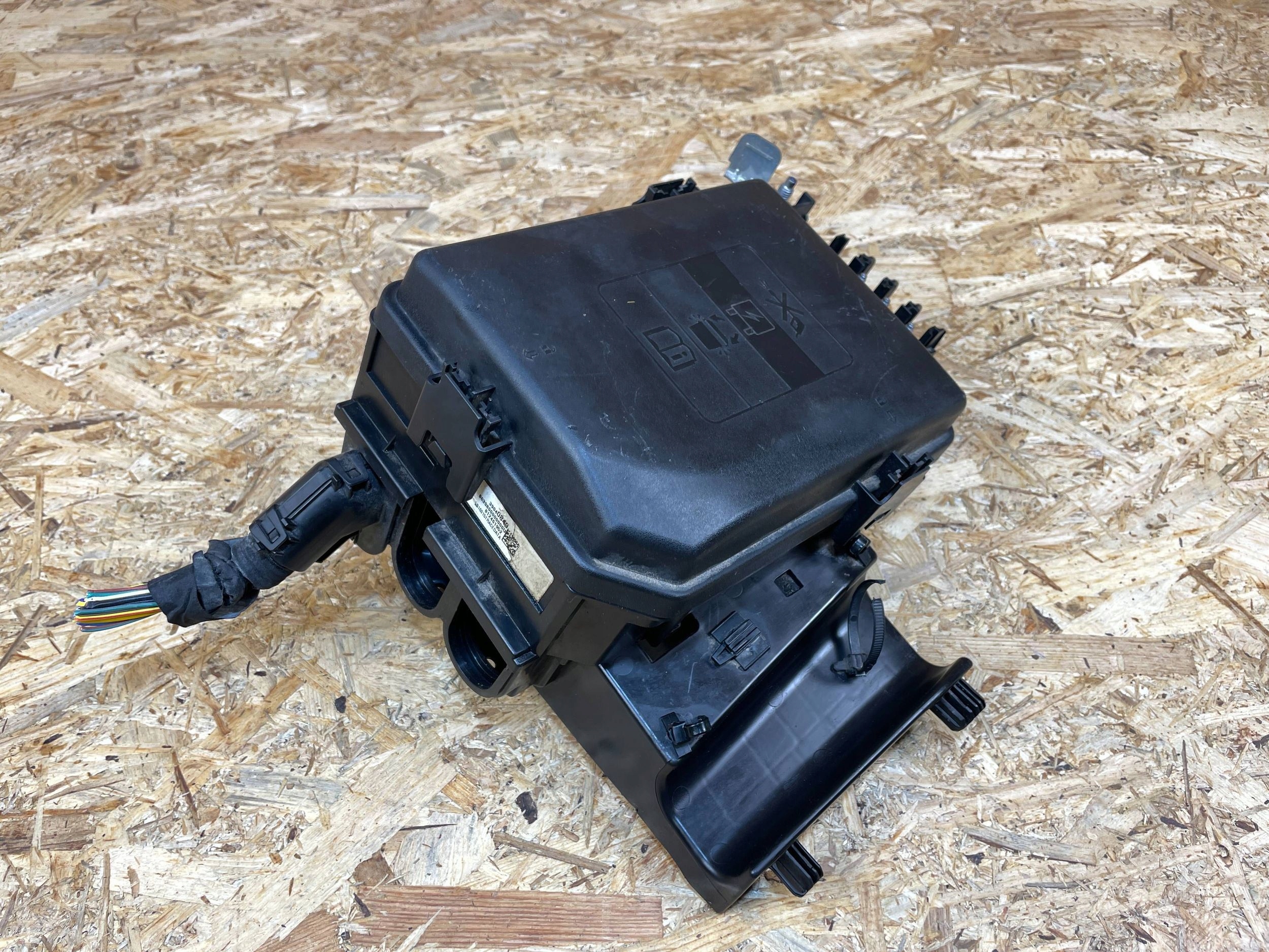 BSI-modul säkringsbox Opel Astra V K 1.4 image 3