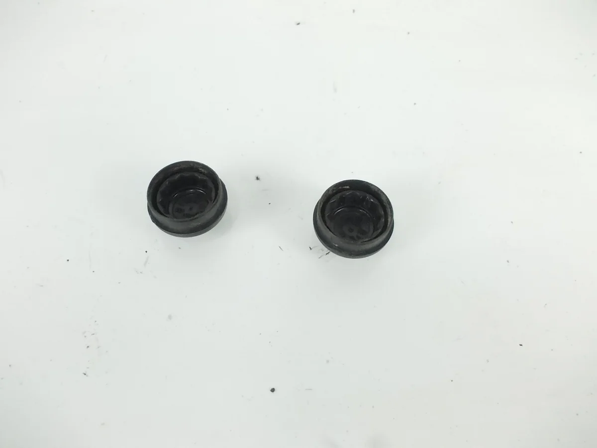 Tappi tergicristalli VW Passat B6 2.0 TDI 05-10