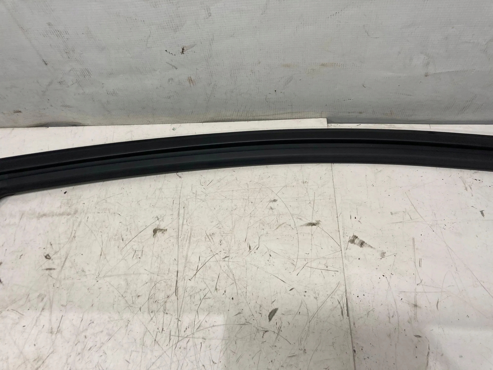 Tätning främre vänster dörr OPEL GRANDLAND X (75) 9814856480 1.2L image 4