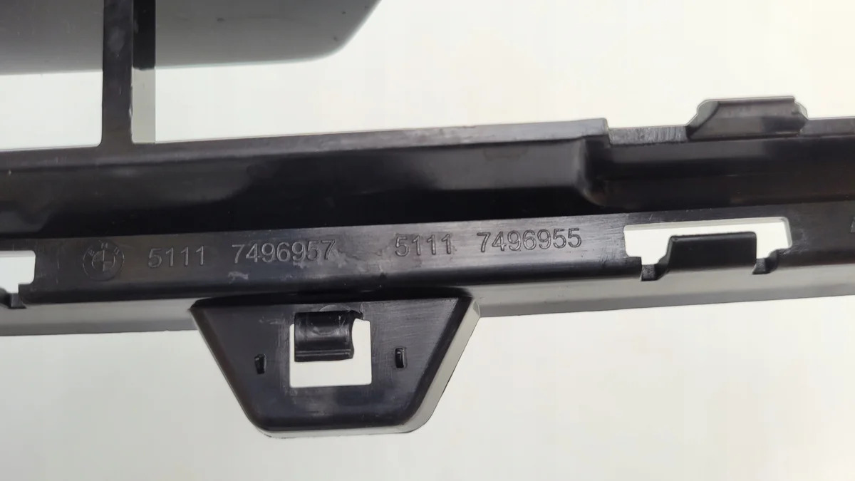 Mittelgitter Stoßstange Vorne BMW 2 F44 image 8