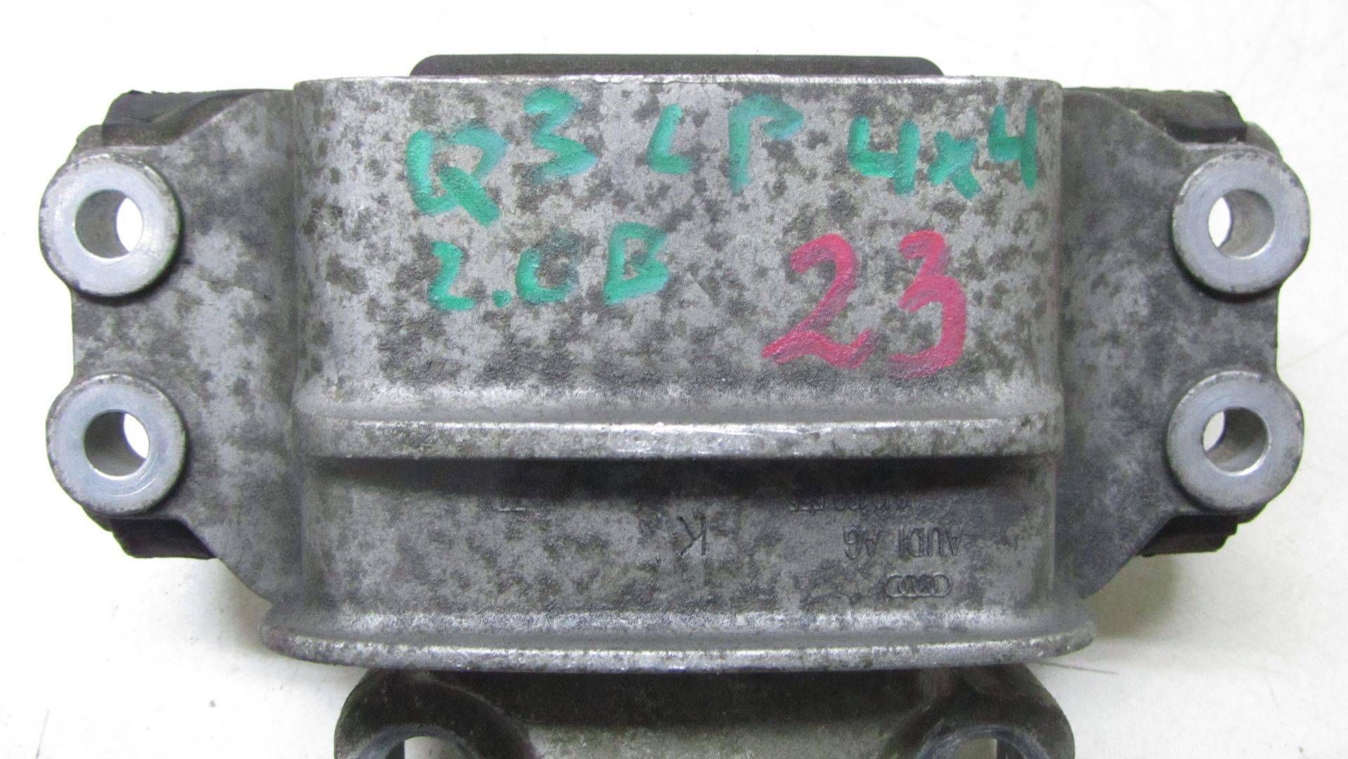 AUDI Q3 8U 2.0D Motorlager 8U0199555 image 4