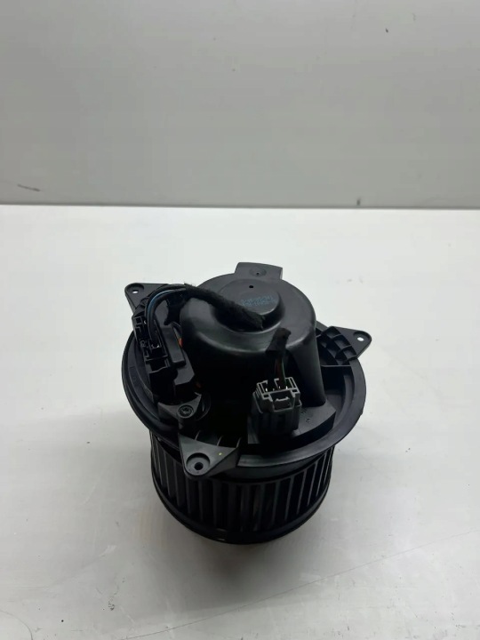 Gebrauchte Heizung FORD MONDEO III (B5Y) 1736007601 2.0L Diesel 96kW 2004