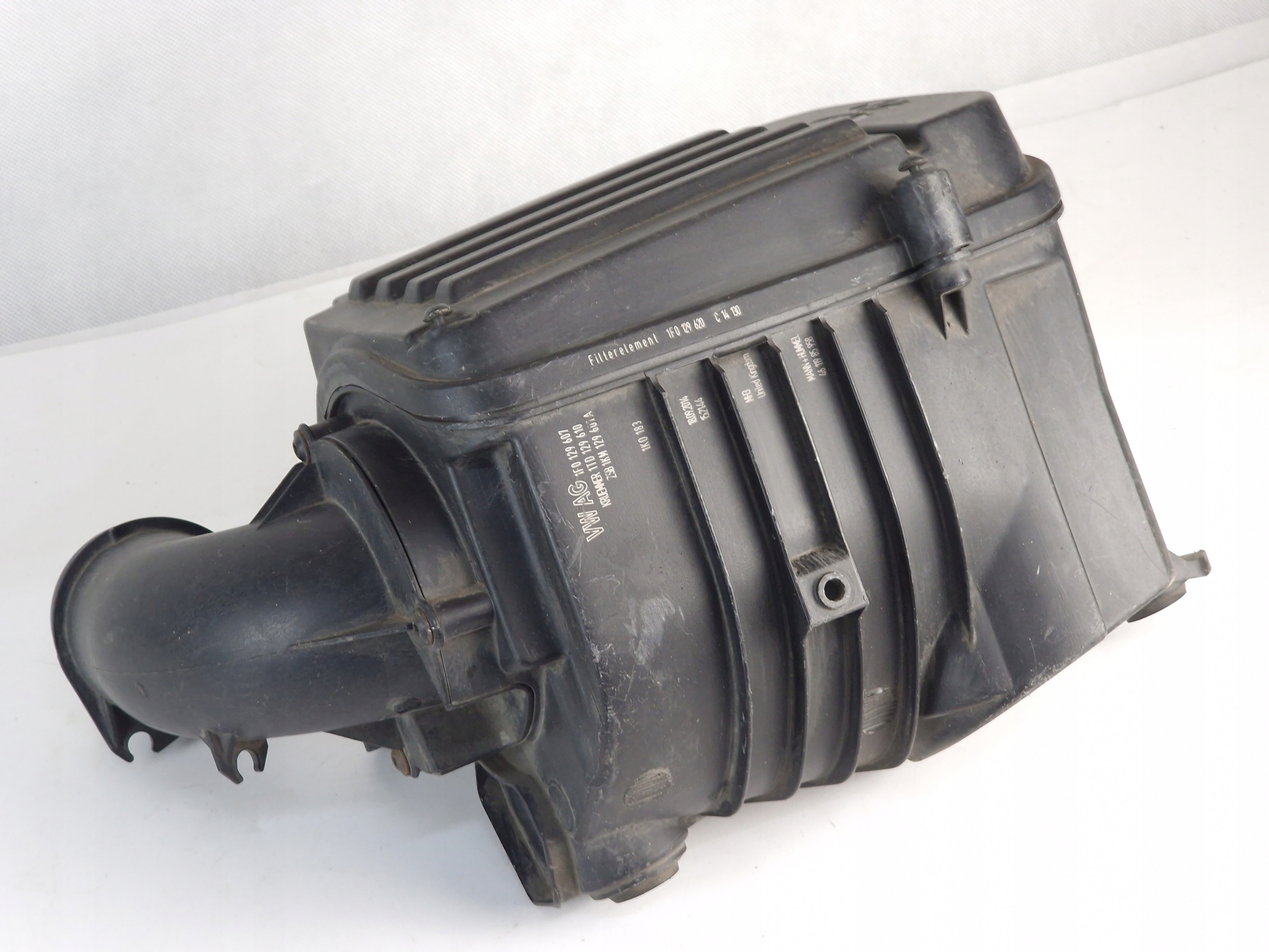 Suodatinkotelo 1KM129601A Skoda VW Seat Audi