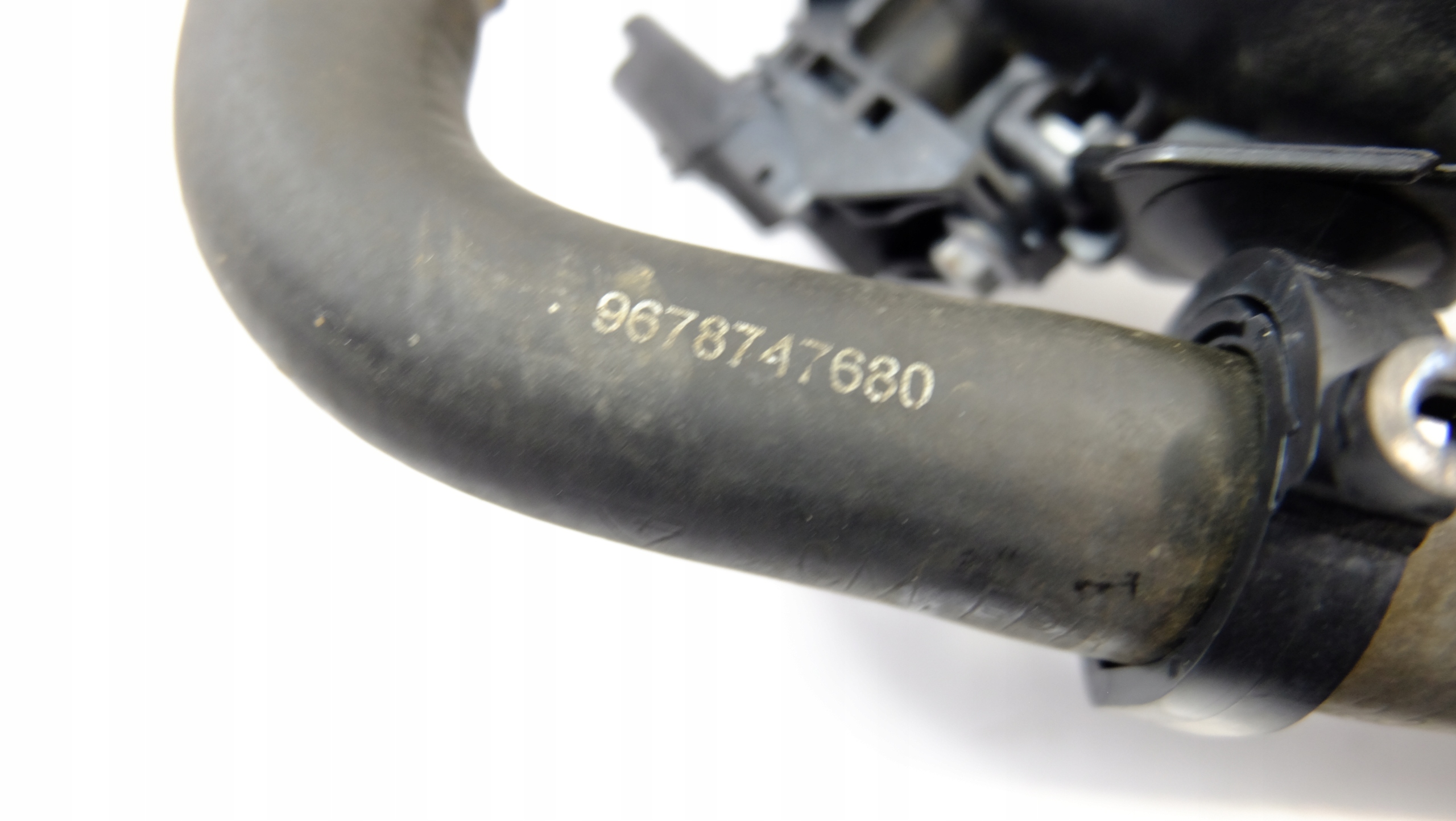 Peugeot 308 T9 1.2 THP Air Intake Pipe image 7