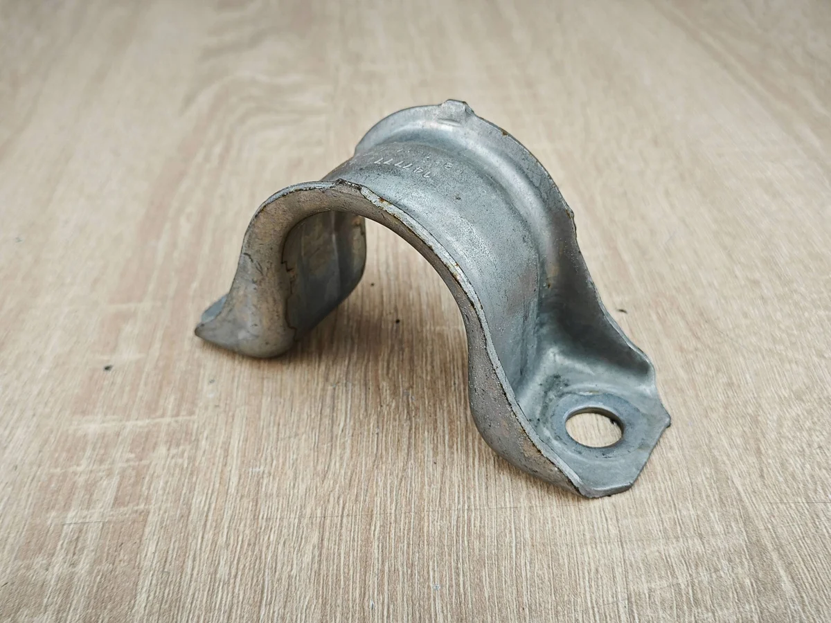 Stabilisatorhalter vorne BMW X5 G05 G06 OE