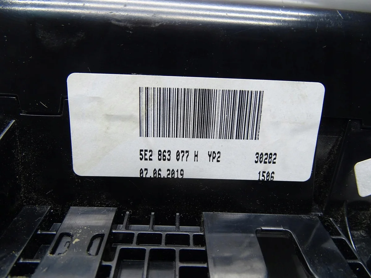 Opbergvak Middenconsole Skoda Octavia III image 5