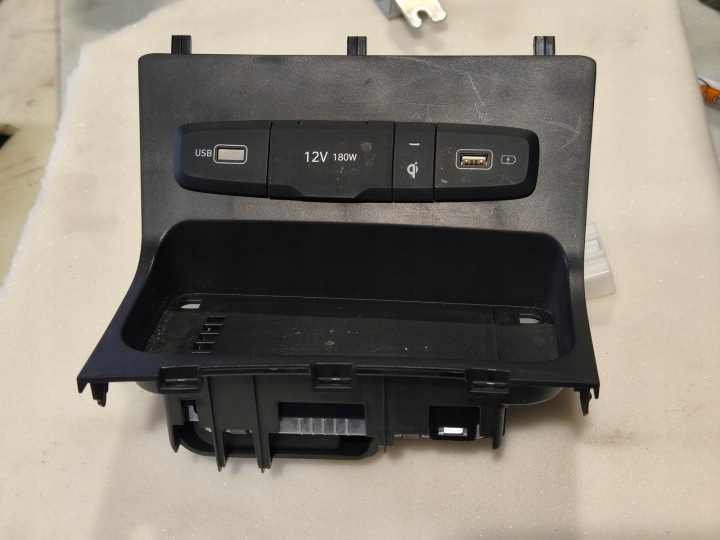 HYUNDAI TUCSON IV INDUCTION CHARGER 84632-N7200 84630-N7200