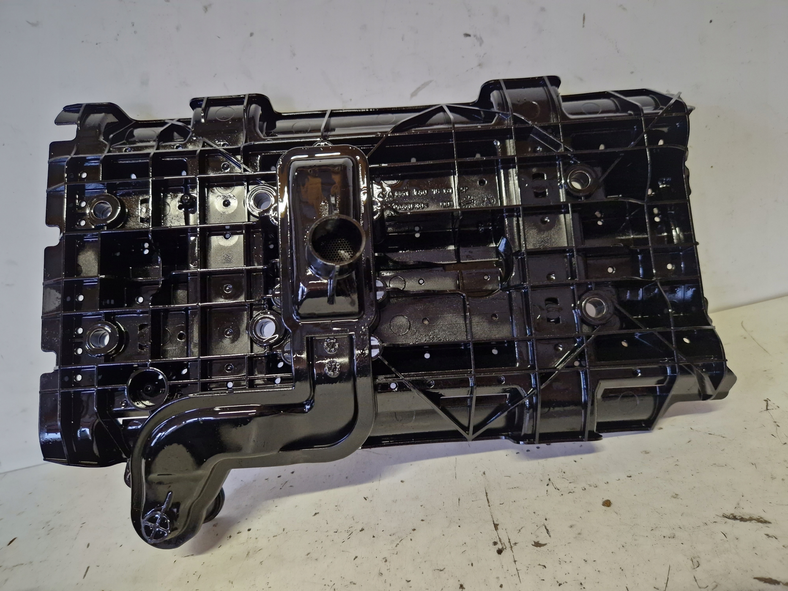 Válvula de óleo 651.901 Mercedes B-Classe W246 2013 1.8 CDI