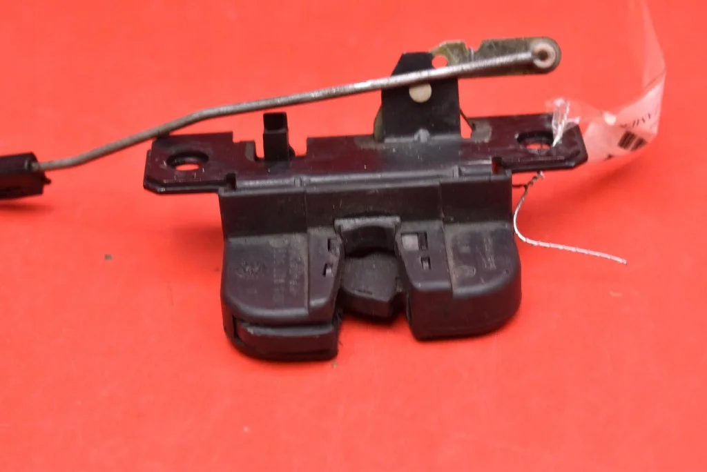 Serrure hayon SEAT LEON 1 (1999-2005) OEM image 3