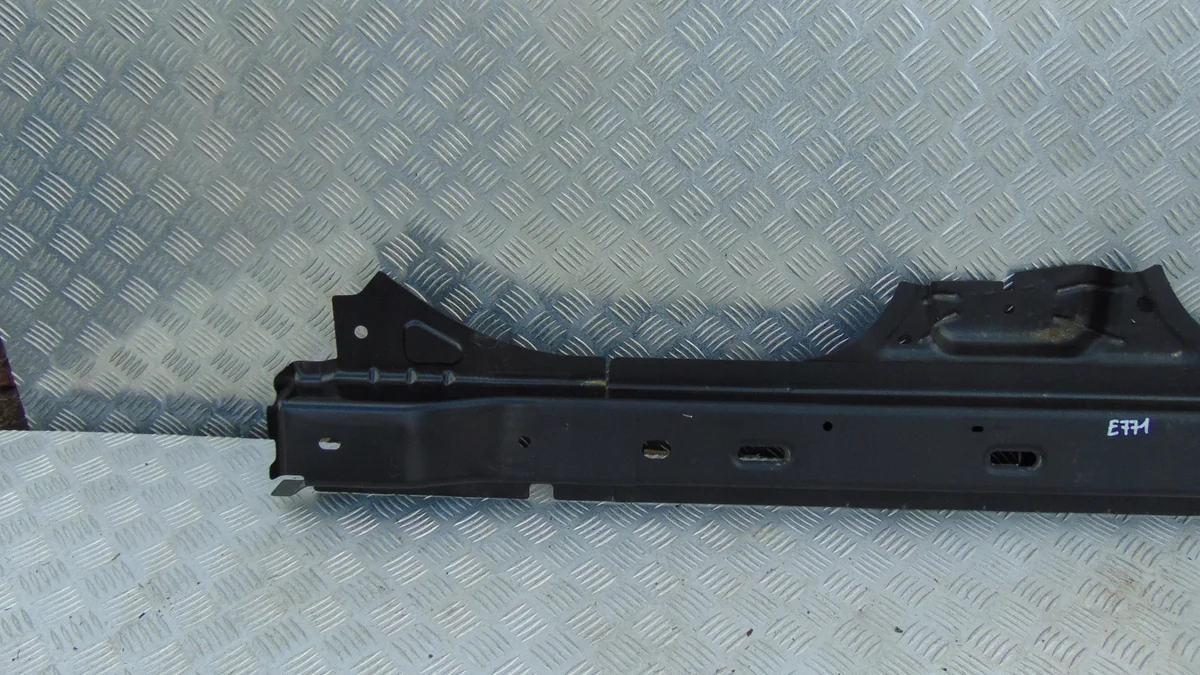 Skoda Octavia IV Right Sill Panel 5E3810438