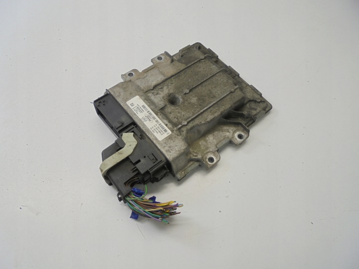 Calculateur moteur Ford Ranger JB3G-12A650-CB