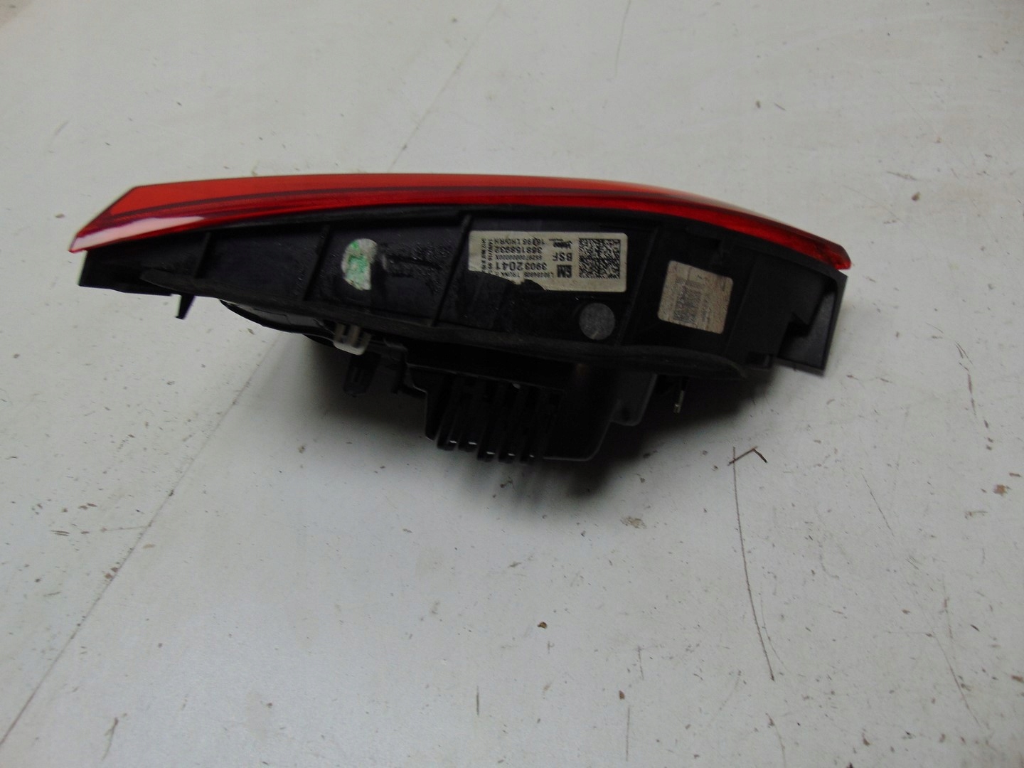 OPEL ASTRA K Lampe Arrière Droite Intérieure image 8