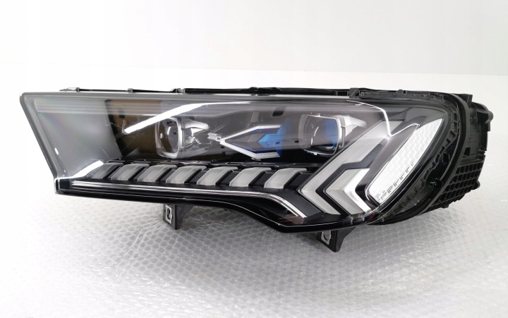 Vasen laserivalo Audi Q7 SQ7 LIFT 4M0941085C (2019-2023)
