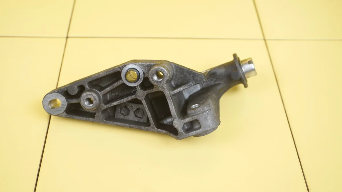 Ford S-MAX 2.0 EcoBoost Halterung 9G9Q-19D624-AA image 3