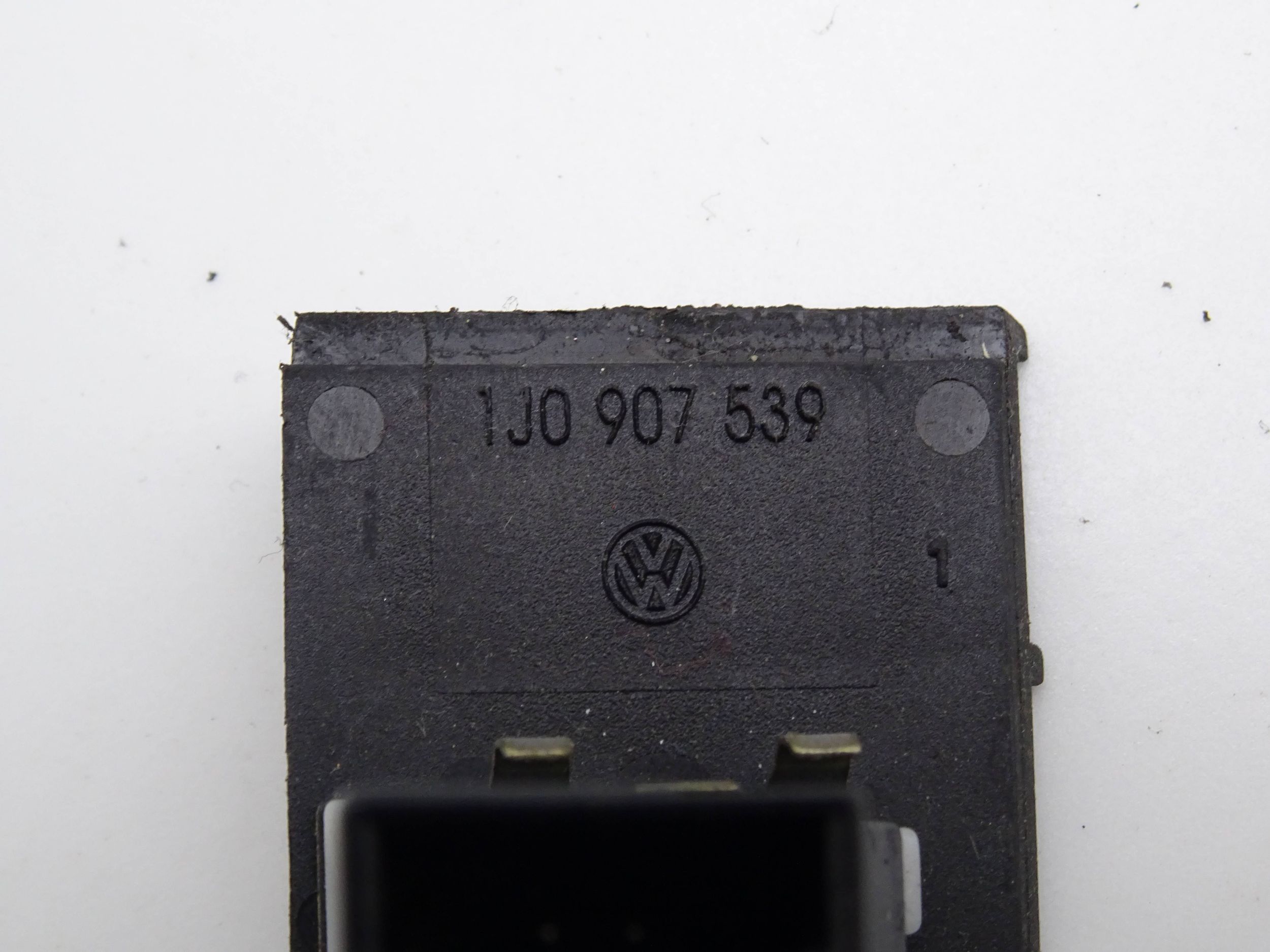 Valon tunnistin VW Golf IV 1J0907539
