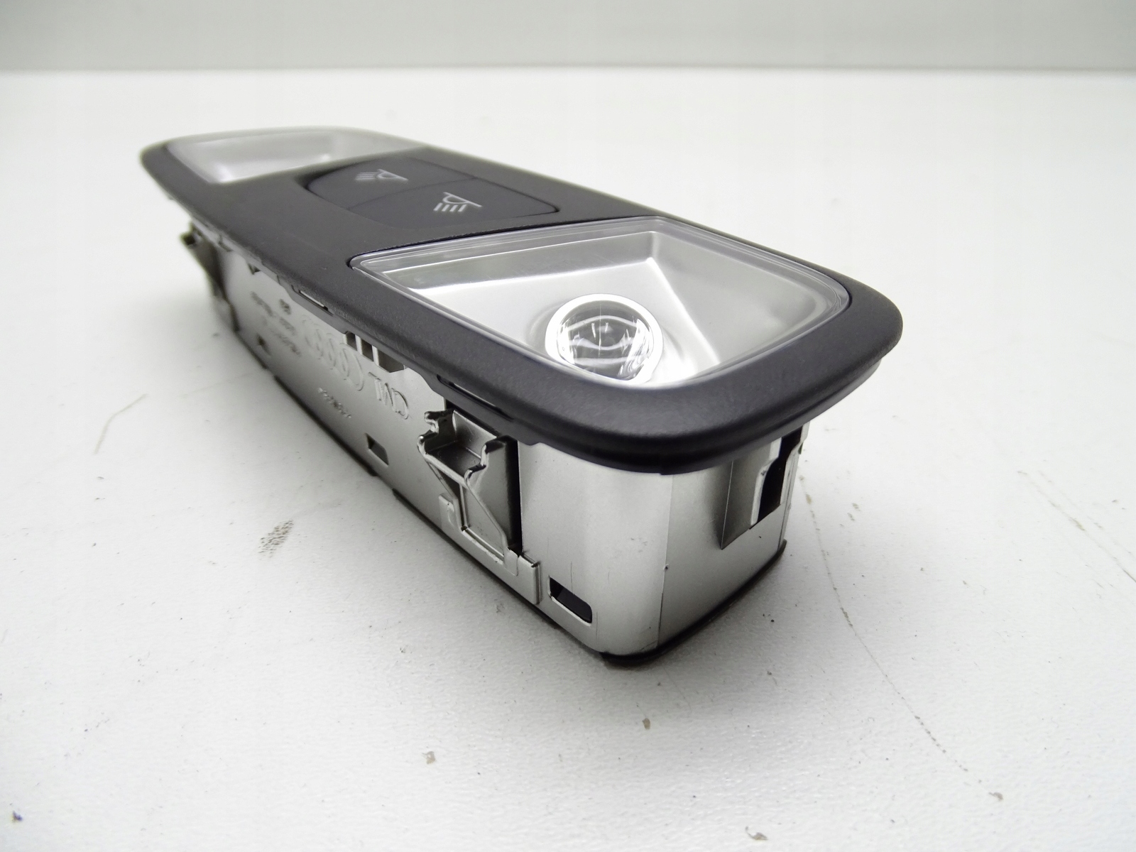 Innenraumleuchte Audi A3 8V Lift 8V0947111B image 6