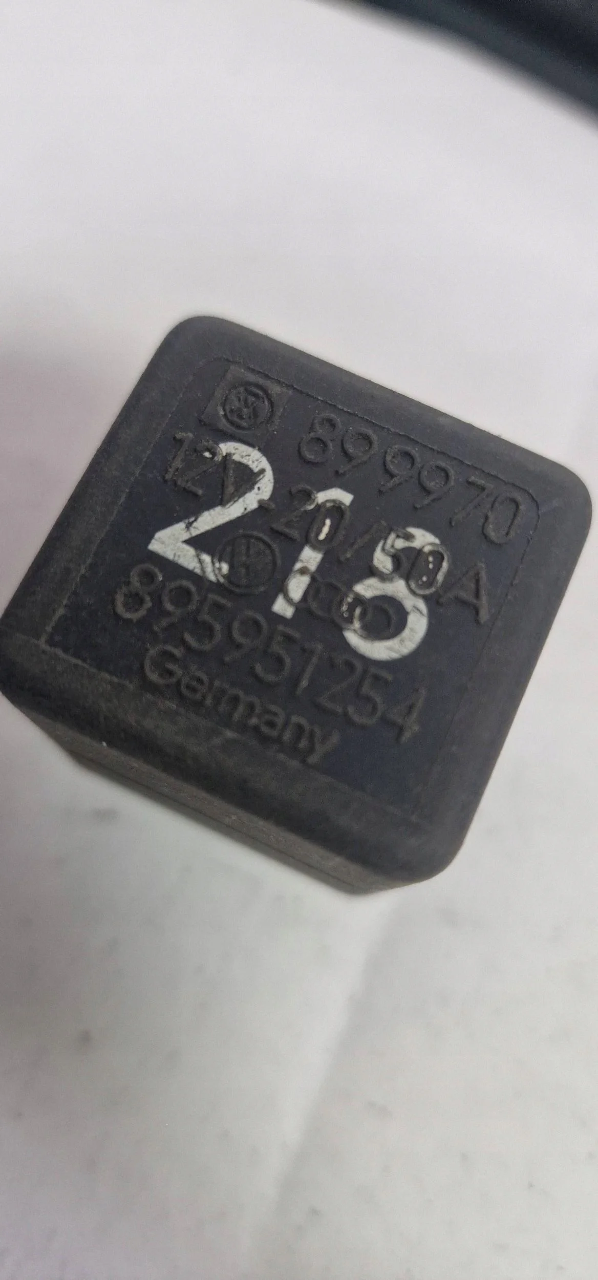 Audi 100 S4 C4 1993 Relè OEM 899970