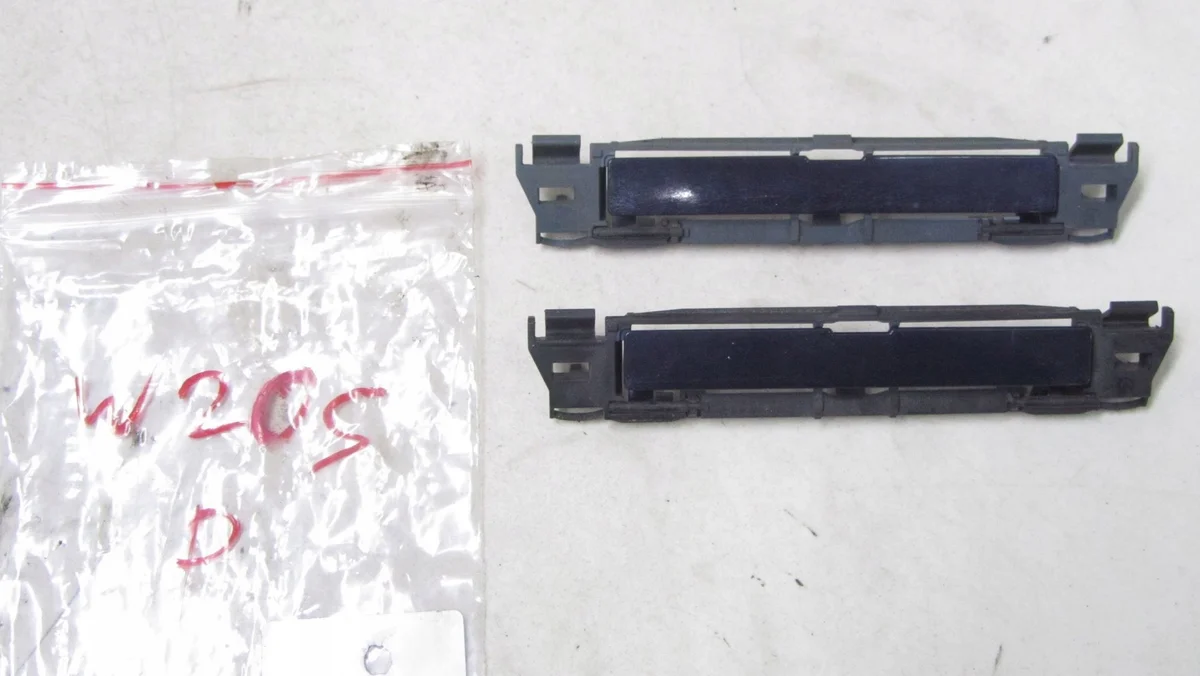 Tapa Techo Mercedes W205 Derecha OEM 207/000197