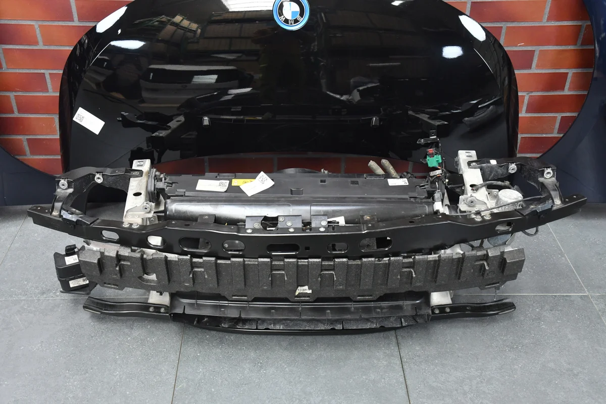 BMW i3 LCI frontpanel, begagnad image 4