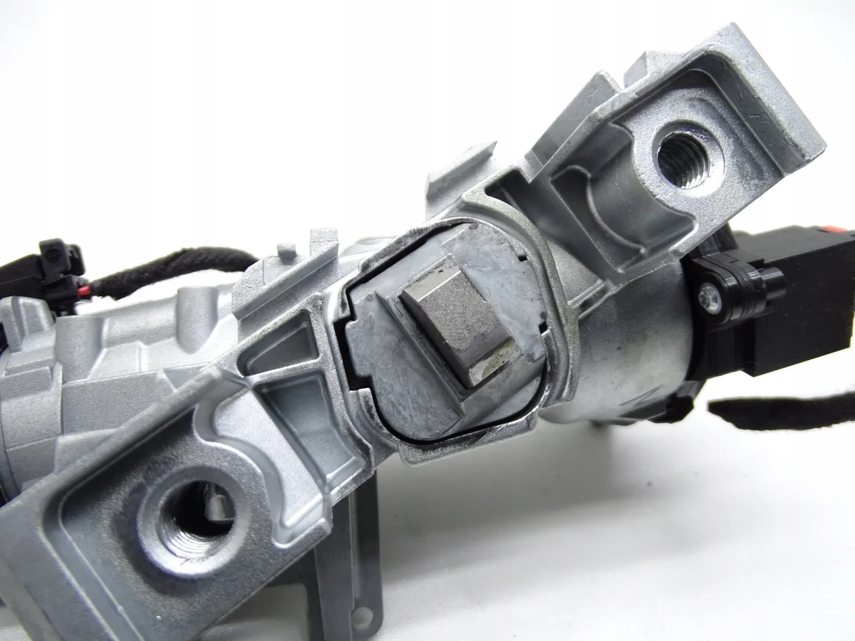 Audi A3 8V Ignition Switch Key + Blade image 3