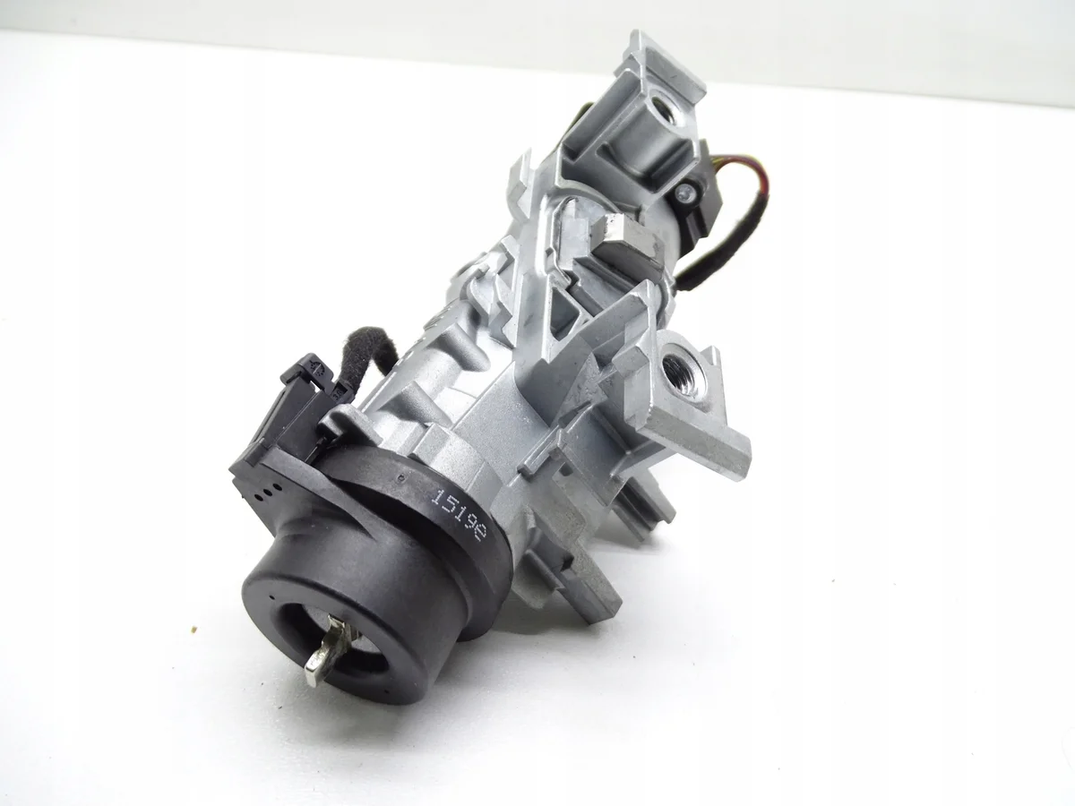Audi A3 8V Ignition Switch Key + Blade image 4