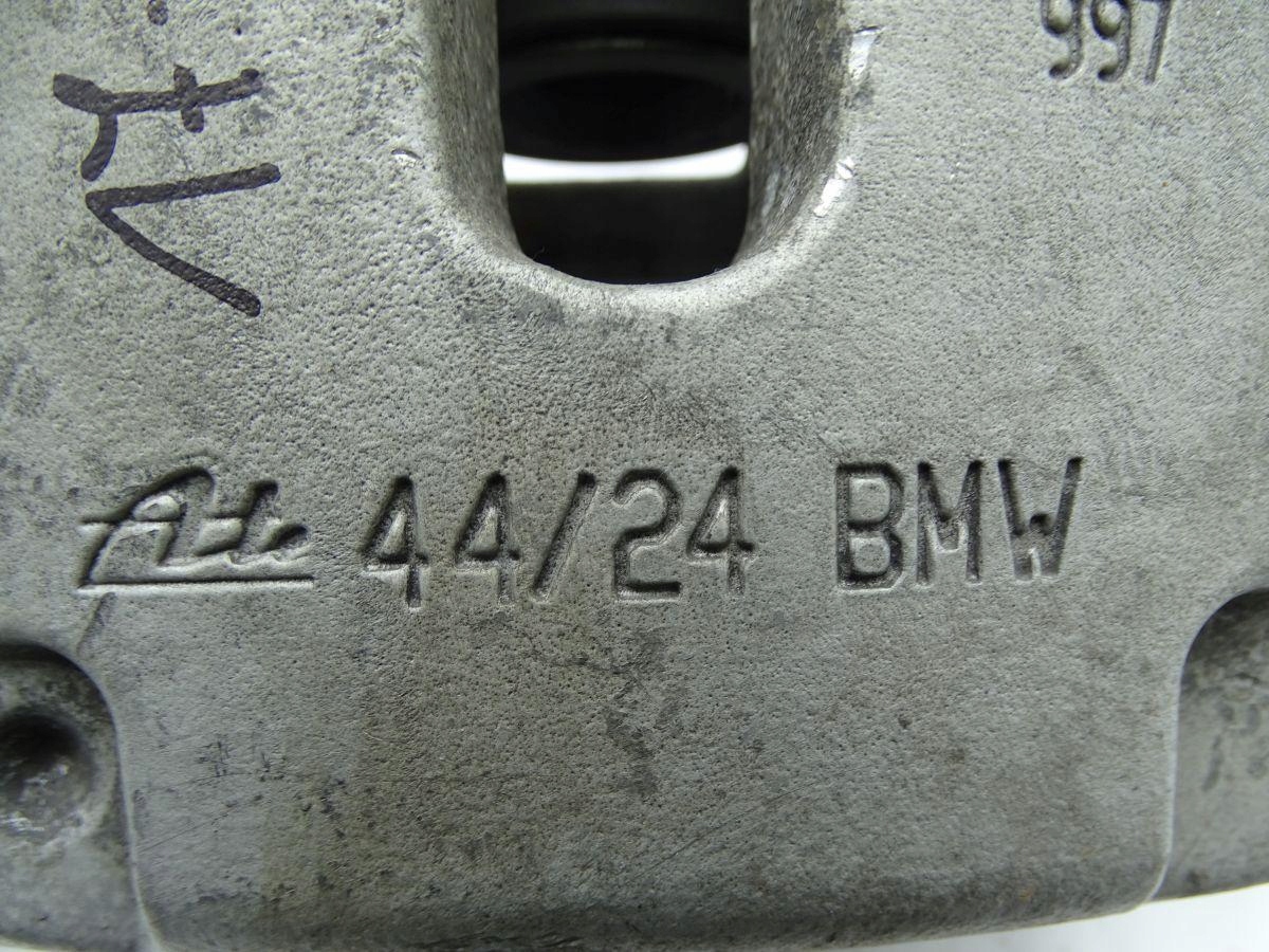 BMW X5 F15 13-18 Pinça de Freio Traseira Direita 44/24 Suporte image 3