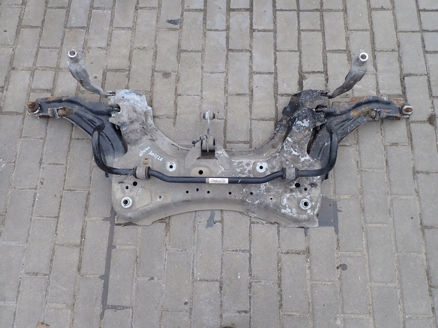 Kelkkatraversi Renault Clio IV 2015 546114162R image 2
