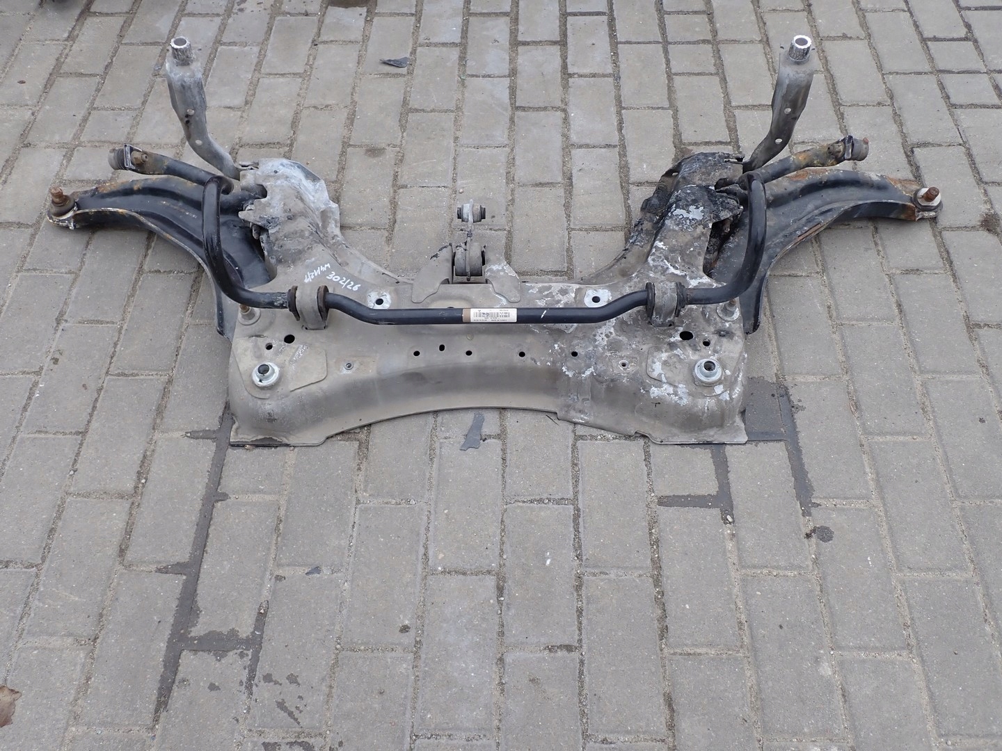 Kelkkatraversi Renault Clio IV 2015 546114162R image 6